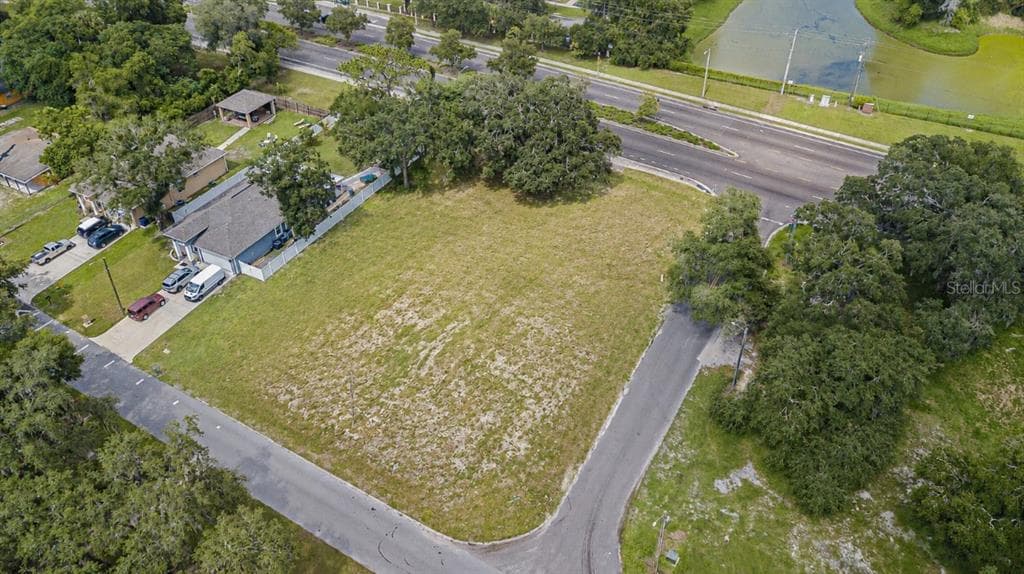 7502 N 40TH STREET TAMPA, FL 33604
