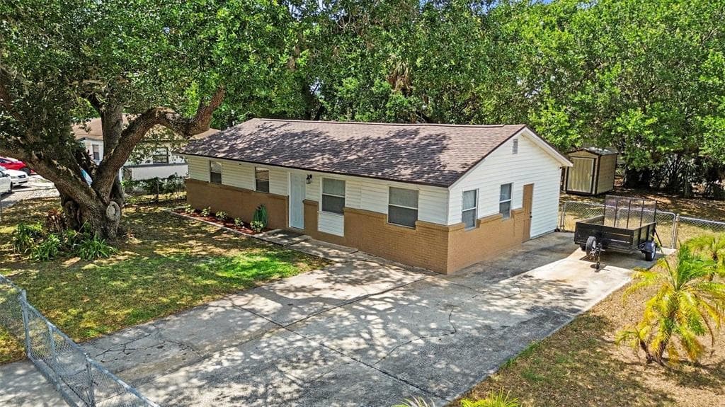 7924 BAHIA AVENUE TAMPA, FL 33619