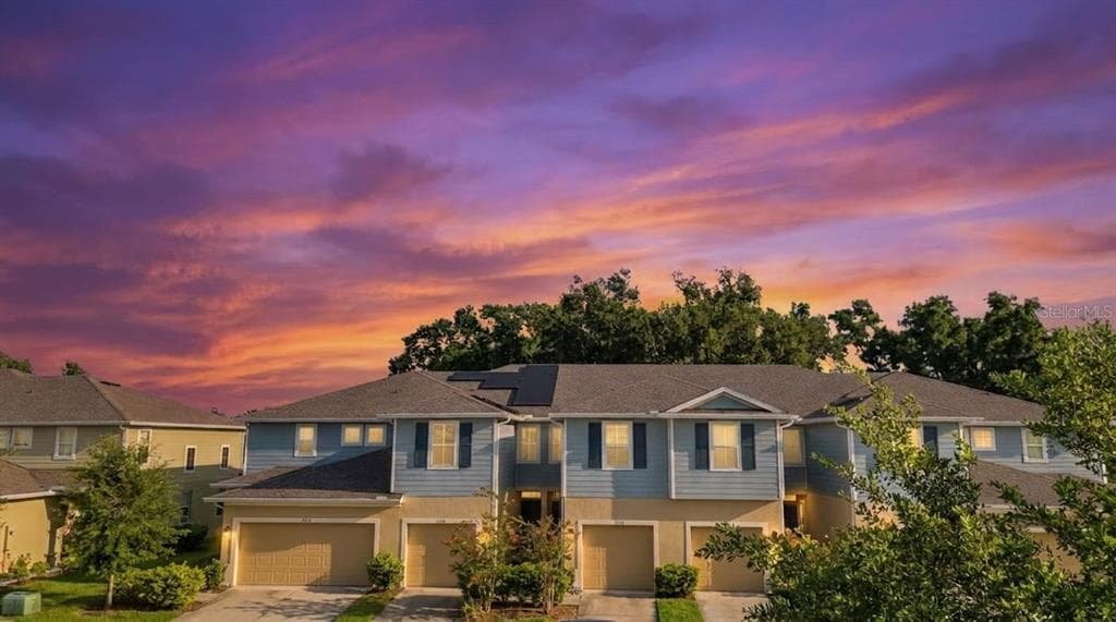 2160 LACEFLOWER DRIVE