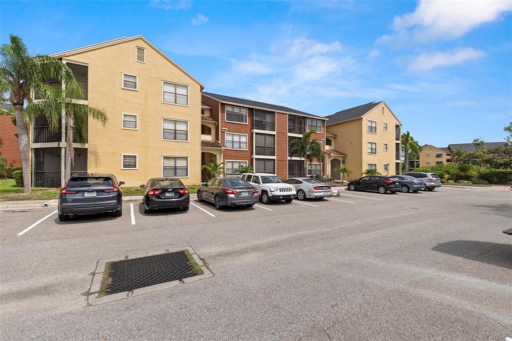 11901 4TH STREET N UNIT 10106