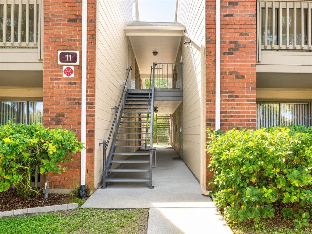 9100 DR MARTIN LUTHER KING JR STREET N UNIT 1103
