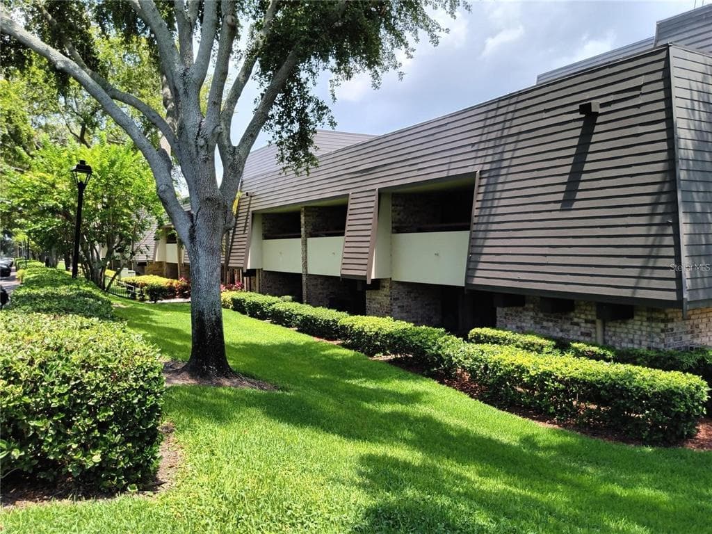 36750 US HIGHWAY 19 N UNIT 6-105 PALM HARBOR, FL 34683
