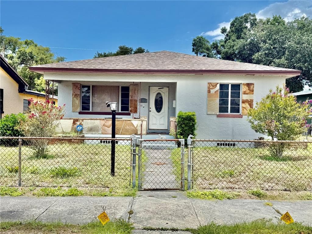 2055 29TH STREET S ST PETERSBURG, FL 33712