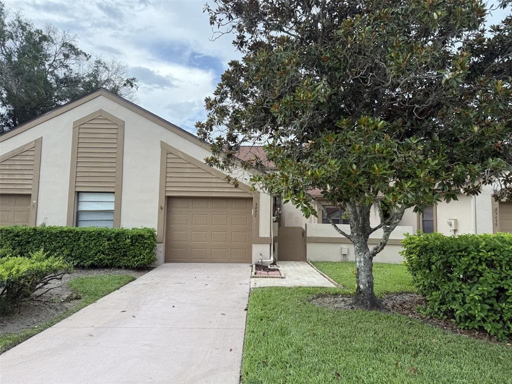 3477 HILLMOOR DRIVE