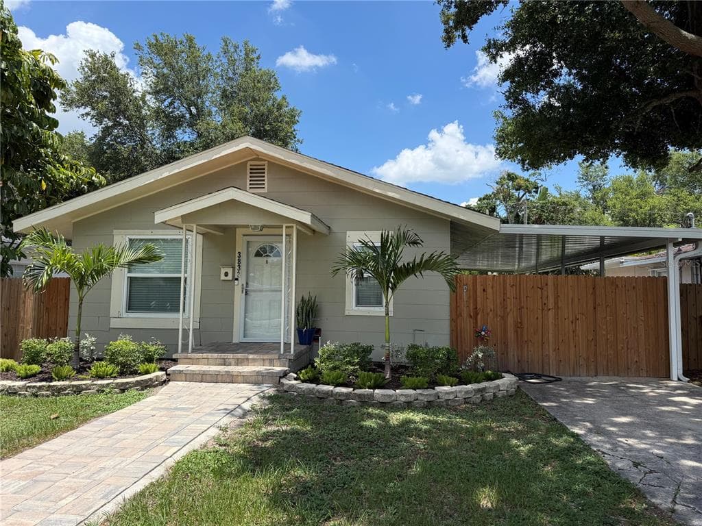 3833 IRIS STREET N ST PETERSBURG, FL 33703