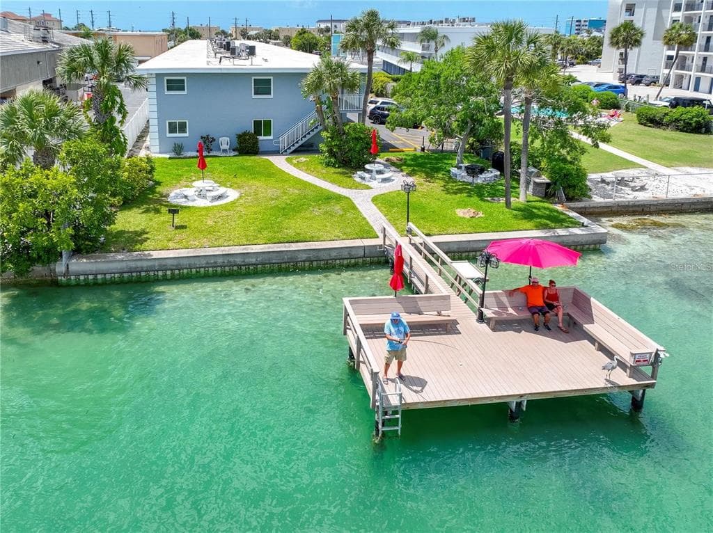 9715 HARRELL AVENUE UNIT 39 TREASURE ISLAND, FL 33706