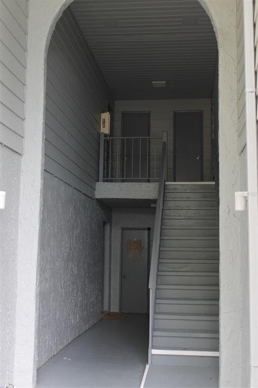 10800 US HIGHWAY 19 N UNIT 220 PINELLAS PARK, FL 33782