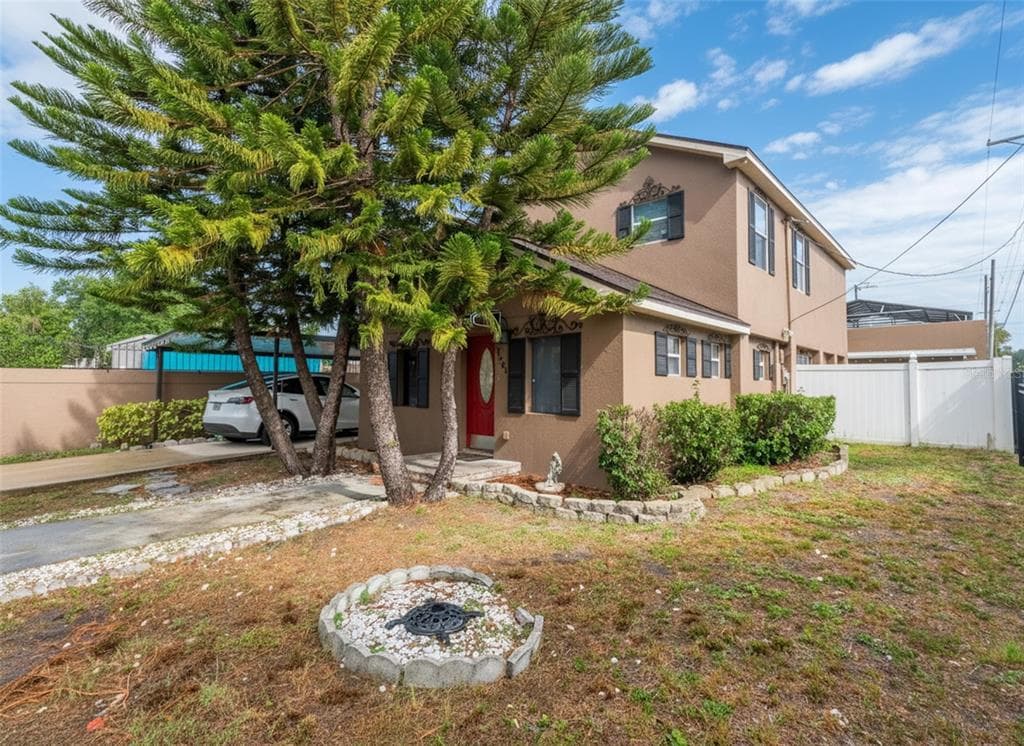 3601 E MOHAWK AVENUE TAMPA, FL 33610