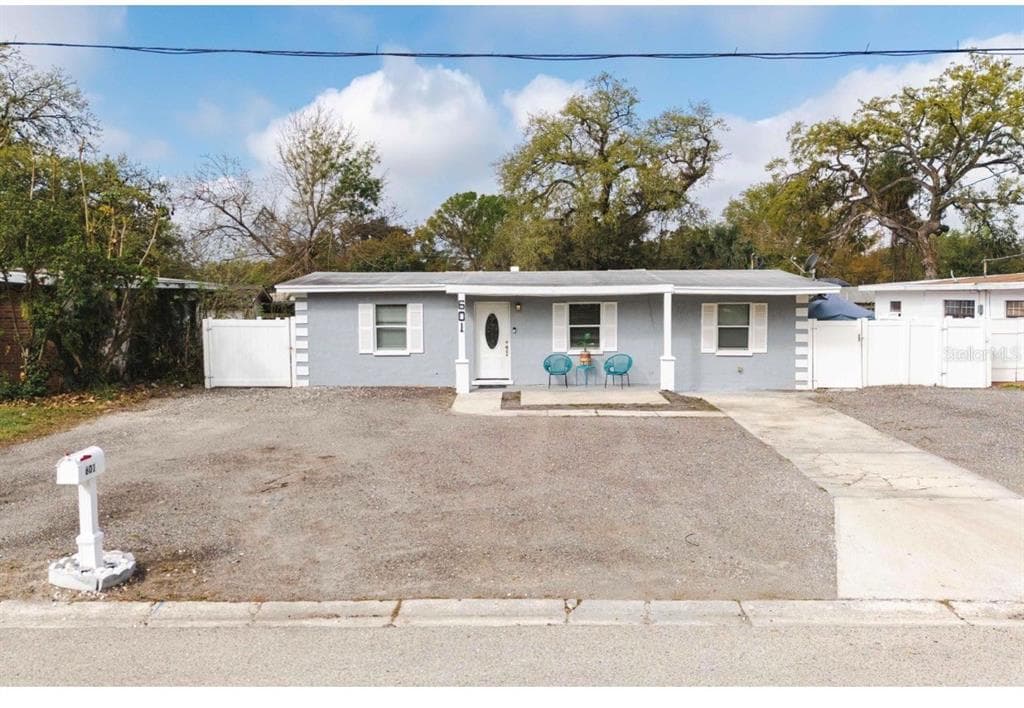 601 LIME TREE ROAD