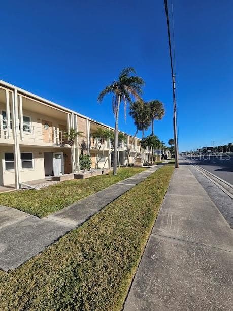 4565 DUHME ROAD UNIT 207 ST PETERSBURG, FL 33708