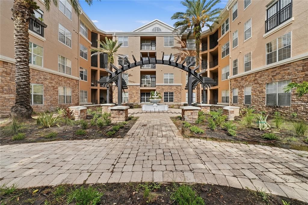 4221 W SPRUCE STREET UNIT 2203 TAMPA, FL 33607