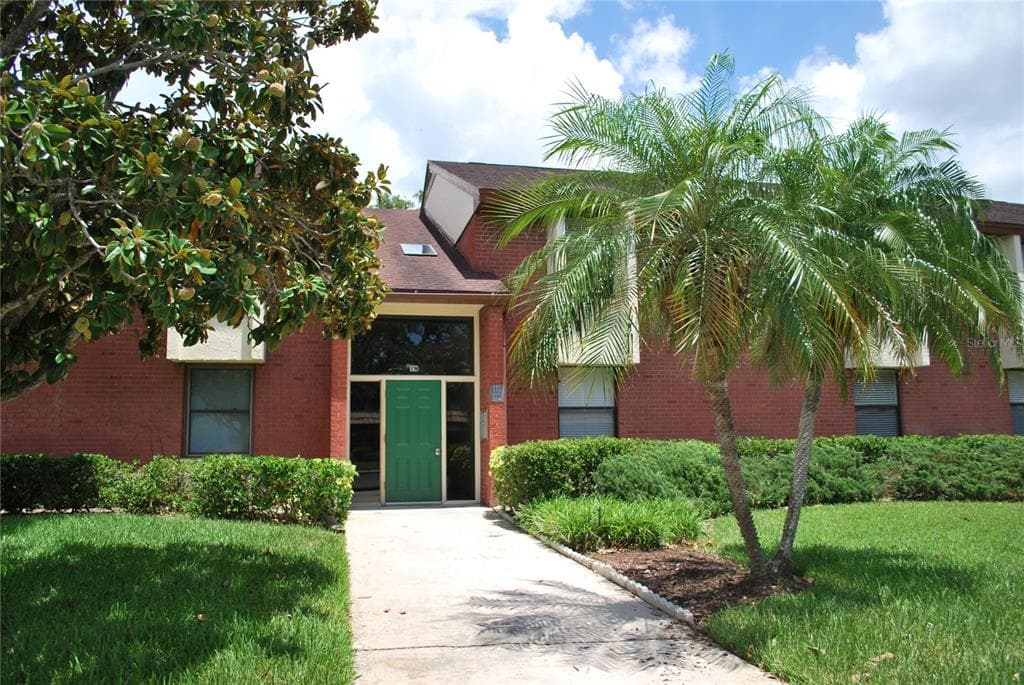 212 CARYL WAY UNIT 212 OLDSMAR, FL 34677