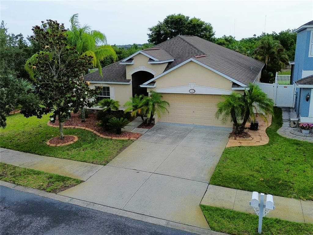 11404 HOLMBRIDGE LANE RIVERVIEW, FL 33579