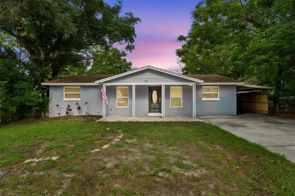 1124 JADEWOOD AVENUE CLEARWATER, FL 33759