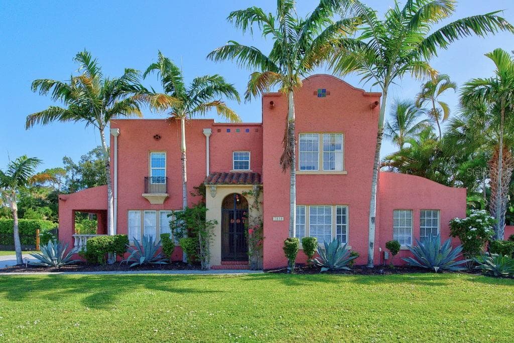 7810 SENRAB DRIVE BRADENTON, FL 34209
