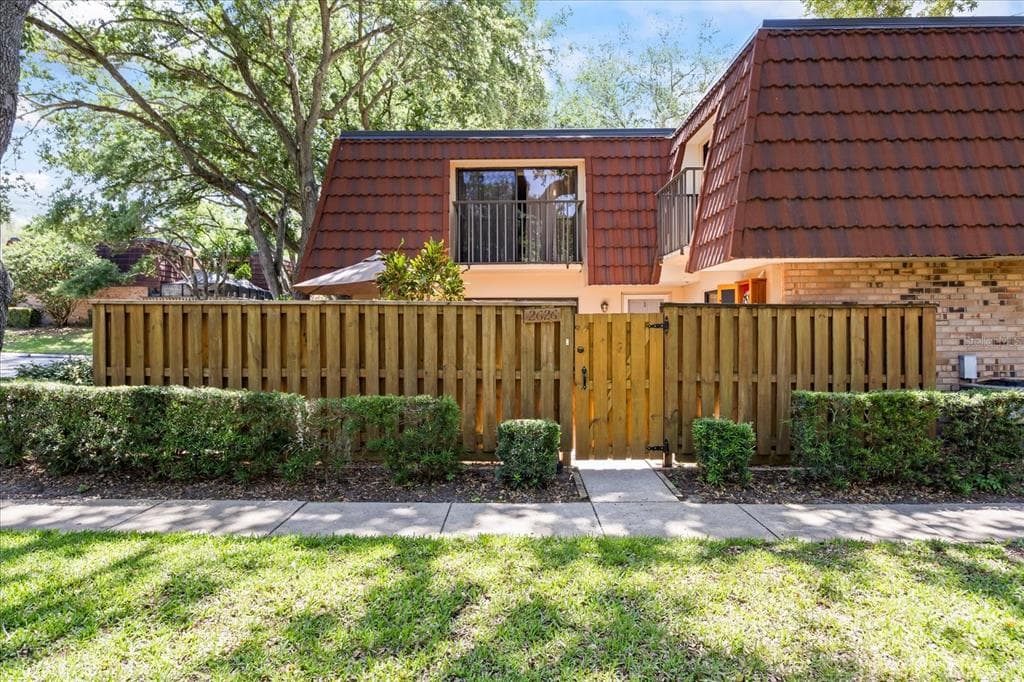2626 2ND COURT PALM HARBOR, FL 34684