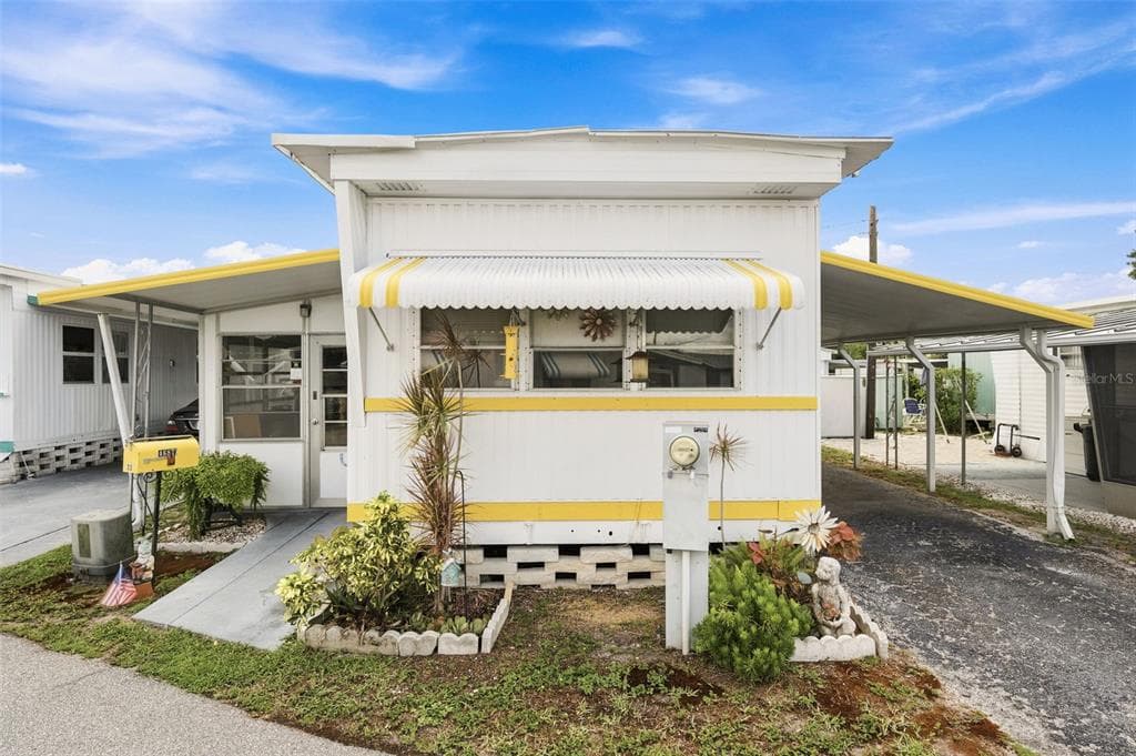 4687 67TH STREET N UNIT 23 ST PETERSBURG, FL 33709