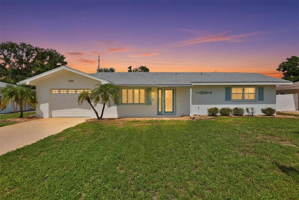 1224 W DEL WEBB BOULEVARD SUN CITY CENTER, FL 33573