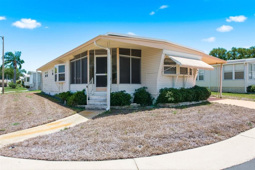 39820 US HIGHWAY 19 N UNIT 67 TARPON SPRINGS, FL 34689