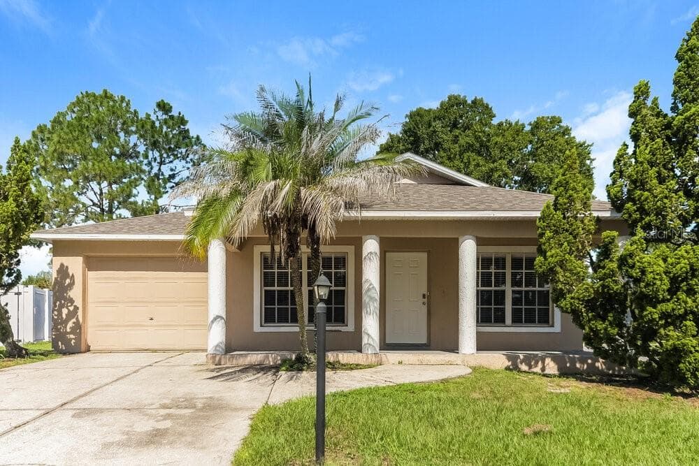 143 DIAMOND RIDGE BOULEVARD AUBURNDALE, FL 33823