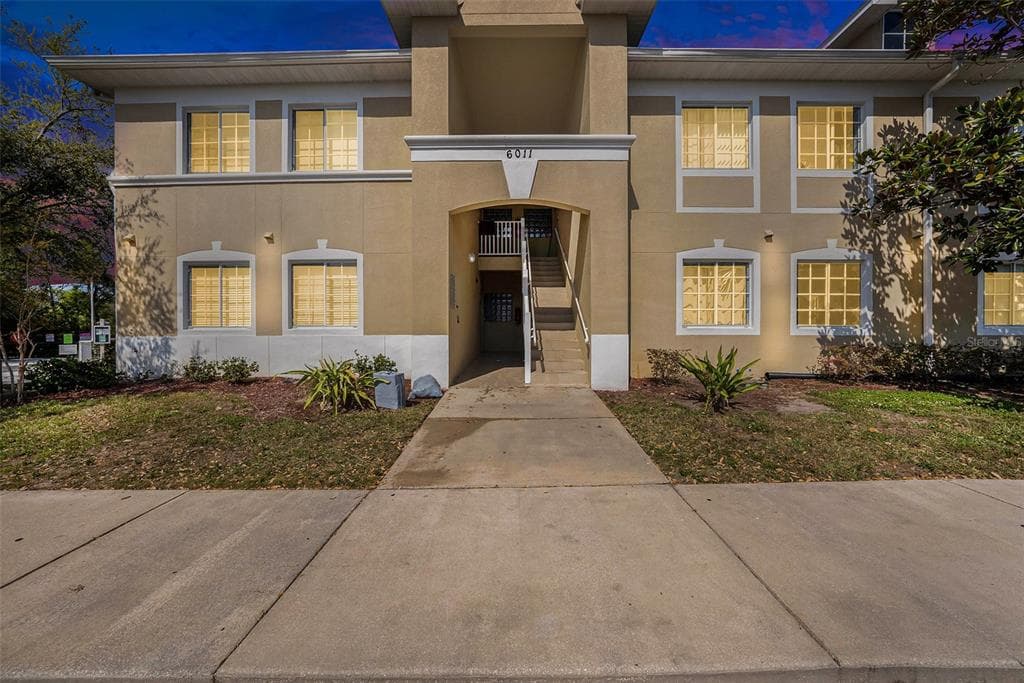 6011 SKYDALE WAY UNIT 101