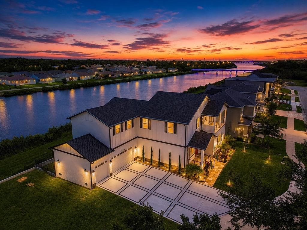 3426 CHANNELSIDE COURT SAFETY HARBOR, FL 34695