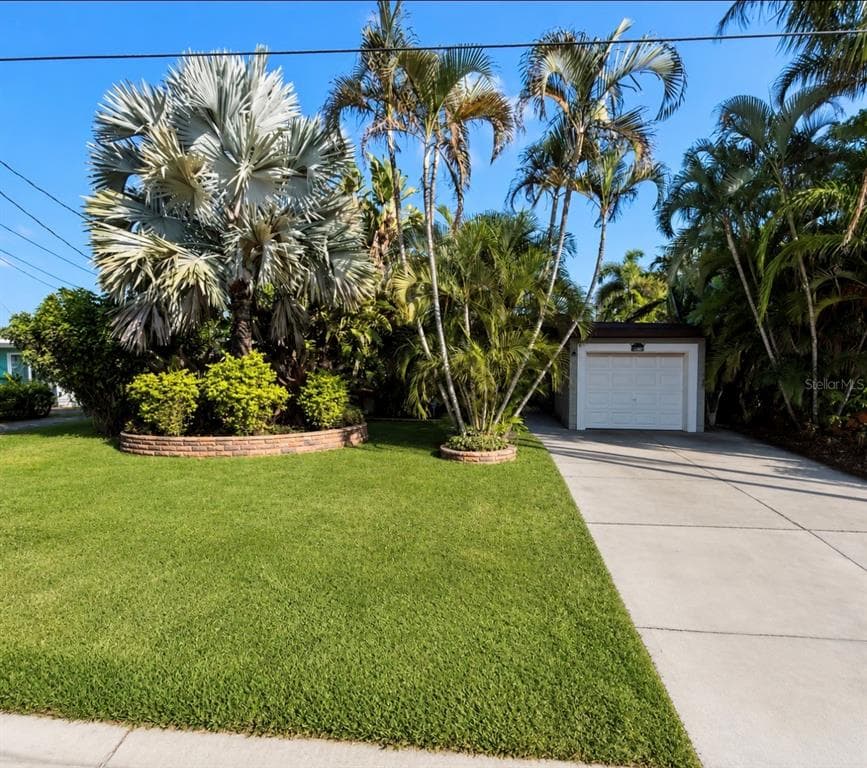 639 NORMANDY ROAD MADEIRA BEACH, FL 33708