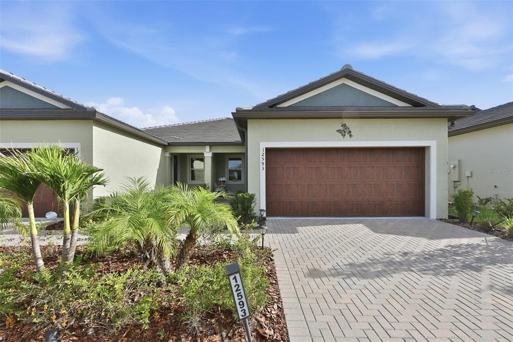 12593 LILY QUARTZ LOOP PARRISH, FL 34219