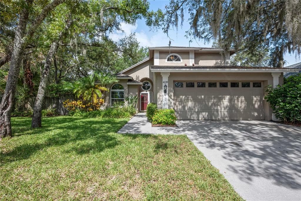4139 MORELAND DRIVE VALRICO, FL 33596