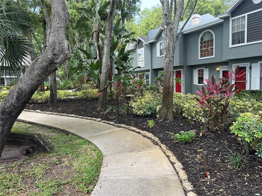 2143 FOX CHASE BOULEVARD PALM HARBOR, FL 34683