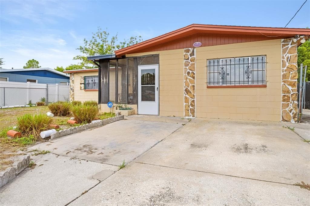 10412 N ALTMAN STREET TAMPA, FL 33612