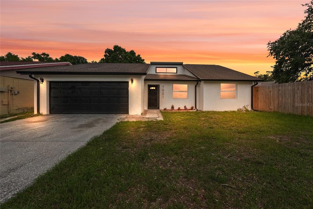 7901 TIMBERLANE WEST DRIVE