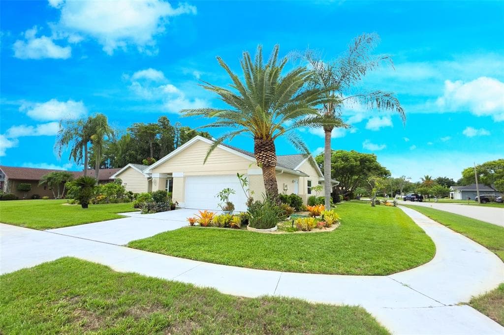 9927 MIDDLECOFF DRIVE NEW PORT RICHEY, FL 34655