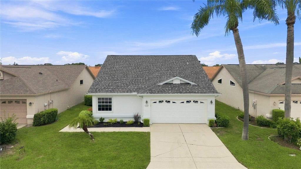4730 RAINTREE STREET CIRCLE E BRADENTON, FL 34203