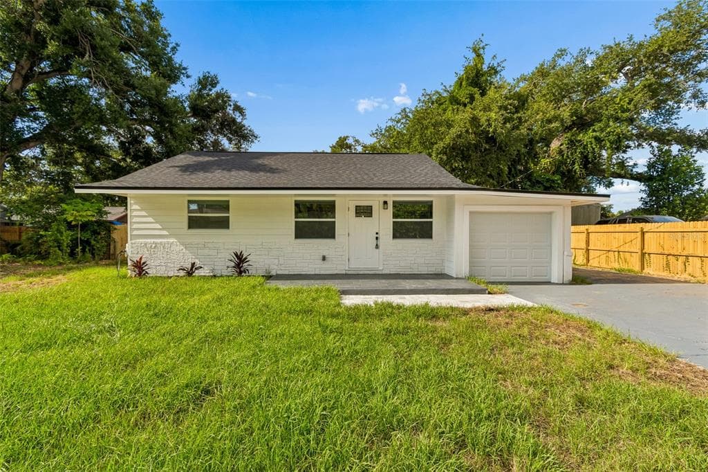 1509 15TH AVE W BRADENTON, FL 34205