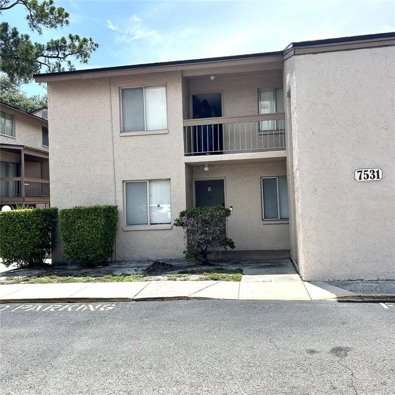 7531 PITCH PINE CIRCLE UNIT 197 TAMPA, FL 33617