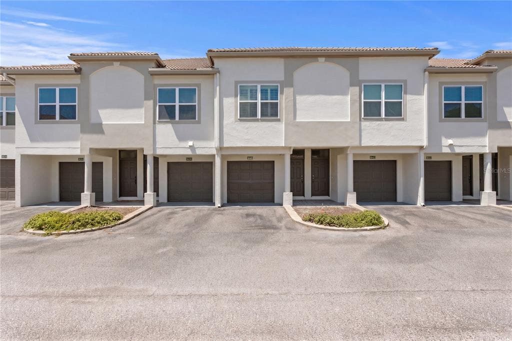 1040 NORMANDY TRACE ROAD