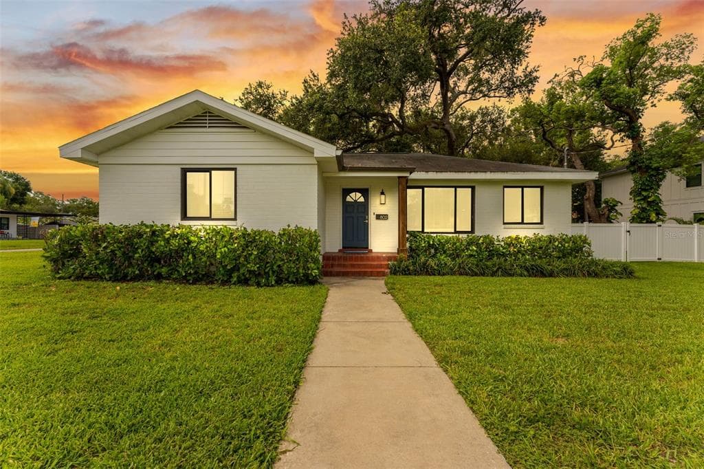 802 W CORAL STREET TAMPA, FL 33602