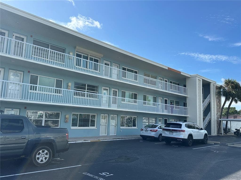 6161 GULF WINDS DRIVE UNIT 150 ST PETE BEACH, FL 33706