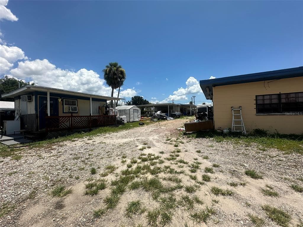1701 W MEMORIAL BOULEVARD LAKELAND, FL 33815