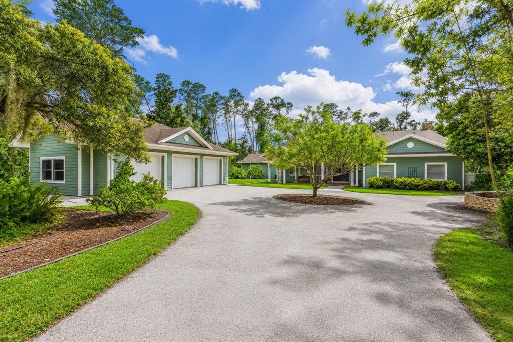 967 PINE HILL ROAD PALM HARBOR, FL 34683
