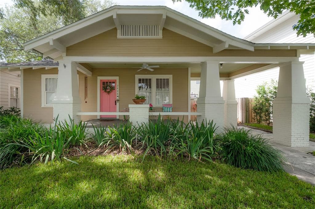 2808 W AQUILLA STREET