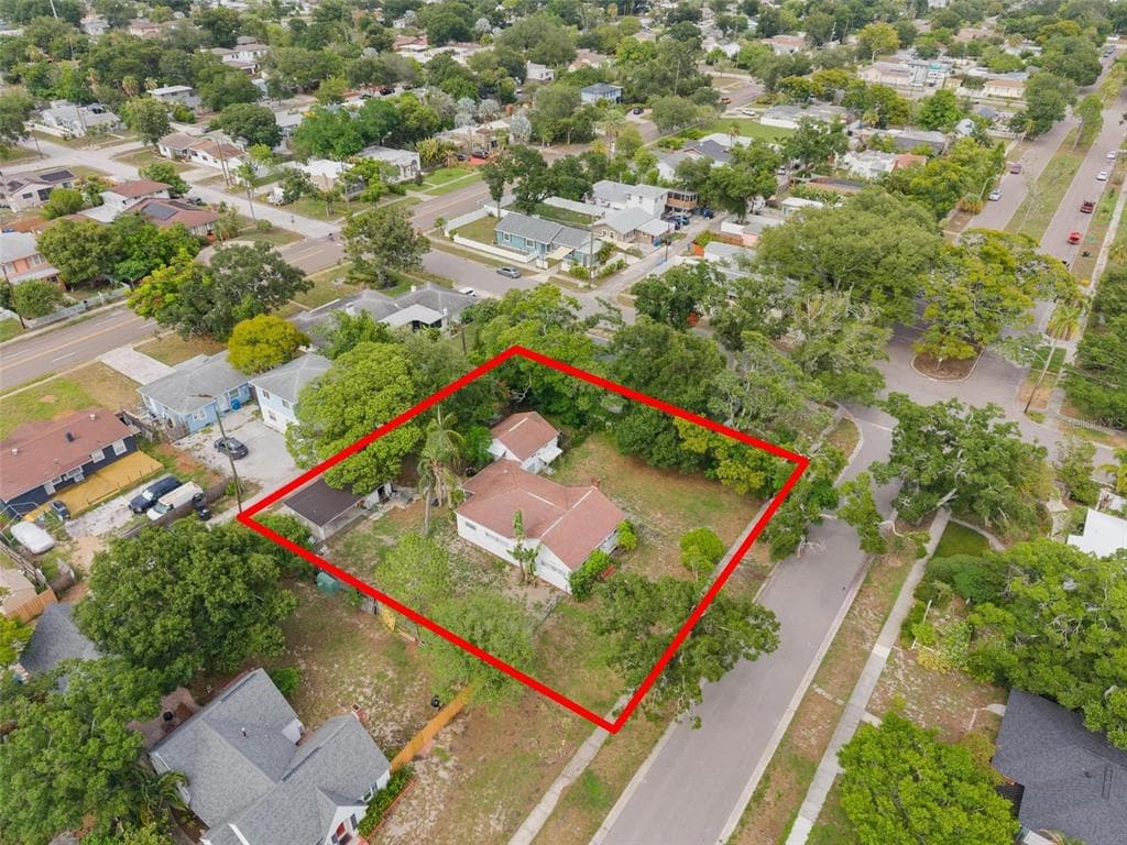 4605 8TH AVENUE N ST PETERSBURG, FL 33713