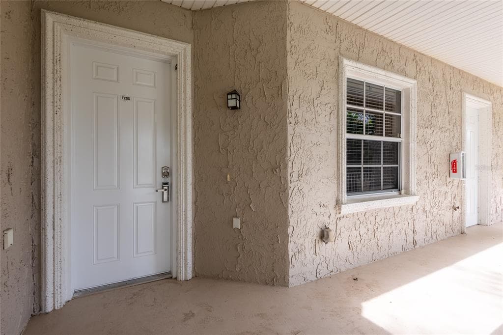 6815 DALI AVENUE UNIT 205 LAND O LAKES, FL 34637
