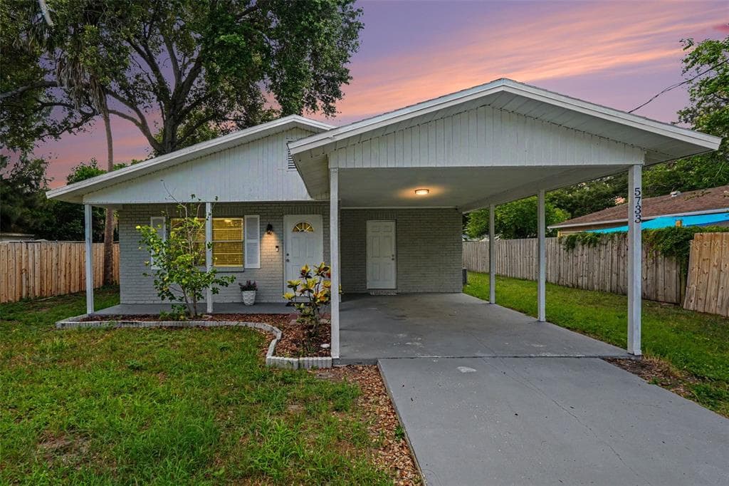 5733 66TH LANE N ST PETERSBURG, FL 33709
