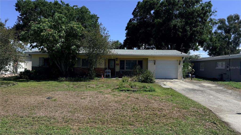 4415 W PAUL AVENUE TAMPA, FL 33611