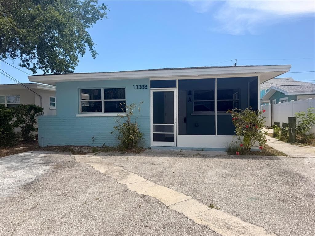 13388 1ST STREET E UNIT B MADEIRA BEACH, FL 33708