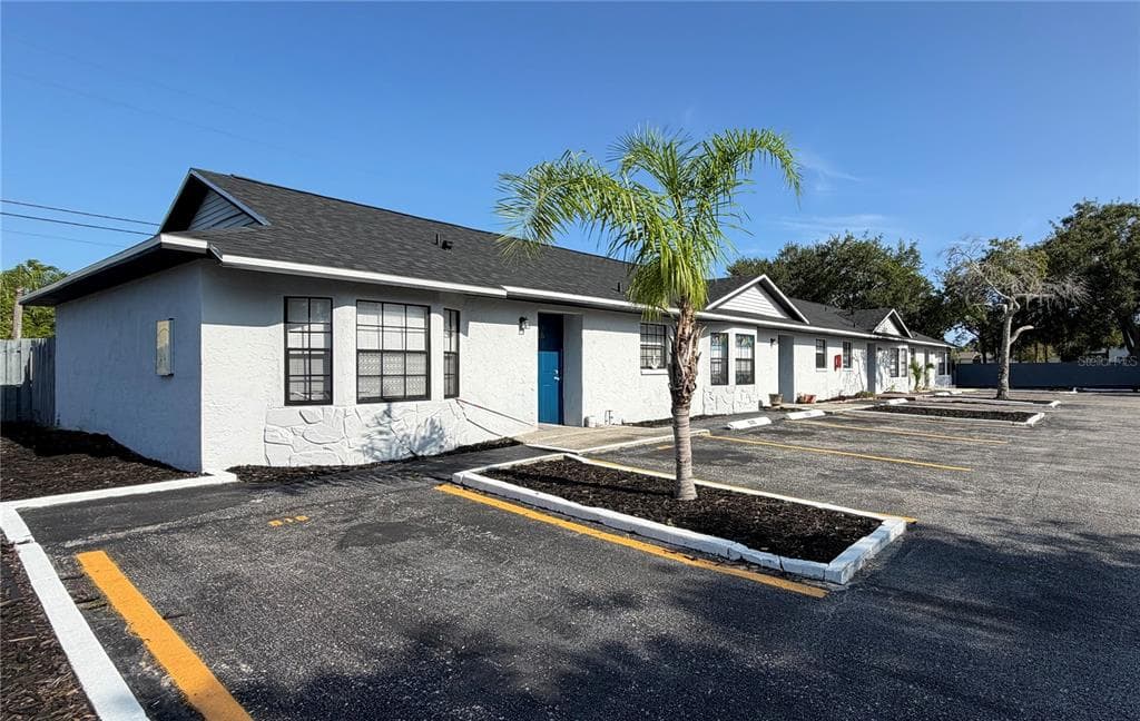 501 ST. MICHAELS WAY UNIT 500 TARPON SPRINGS, FL 34689