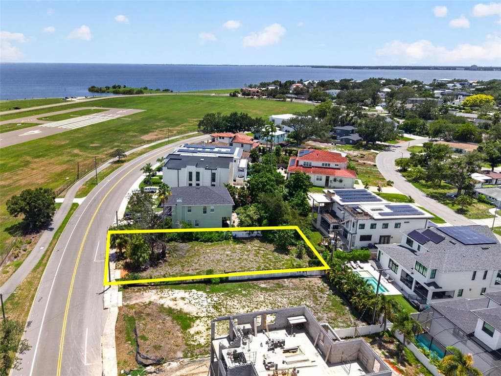 830 S DAVIS BOULEVARD TAMPA, FL 33606