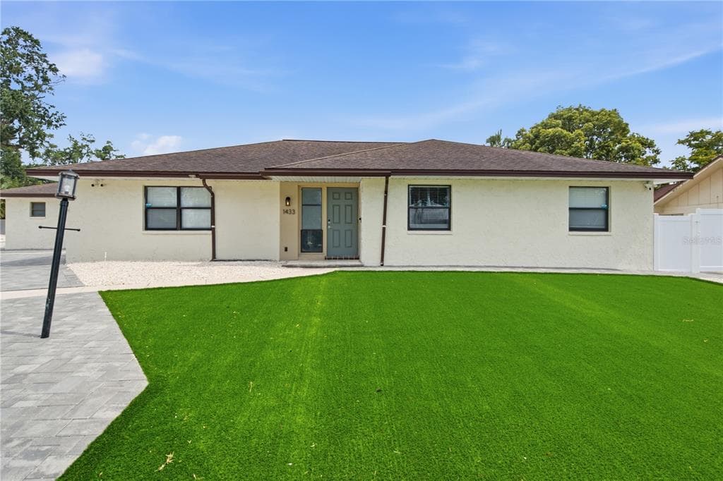 1433 ELLISON LANE LAKELAND, FL 33801